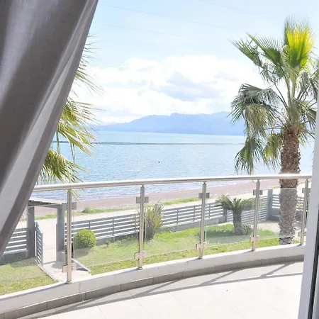 Villa Cozy In Faros, Raches