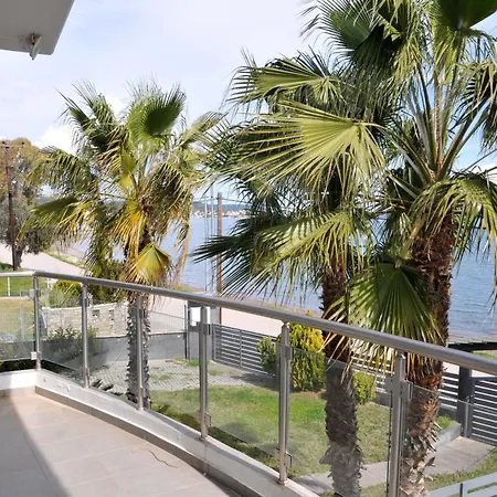 Cozy In Faros, Raches Villa