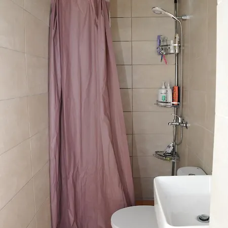 Cozy In Faros, Raches *