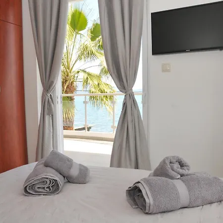 Villa Cozy In Faros, Raches *