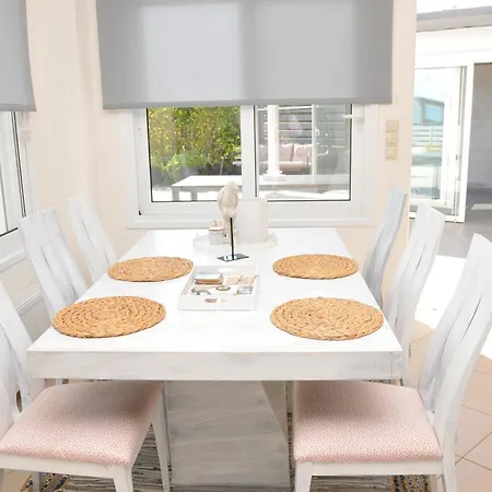 Вилла Cozy In Faros, Raches