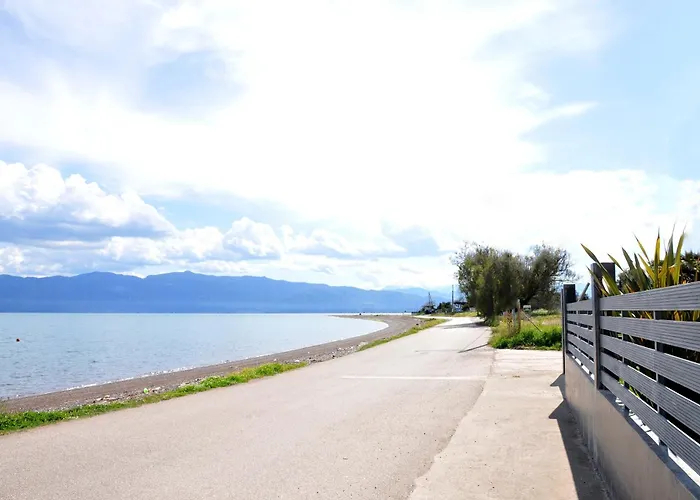 Cozy In Faros, Raches Βίλα