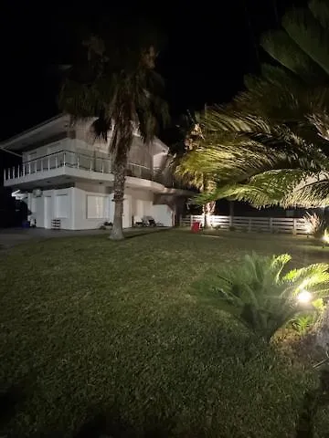 Βίλα Cozy In Faros, Raches